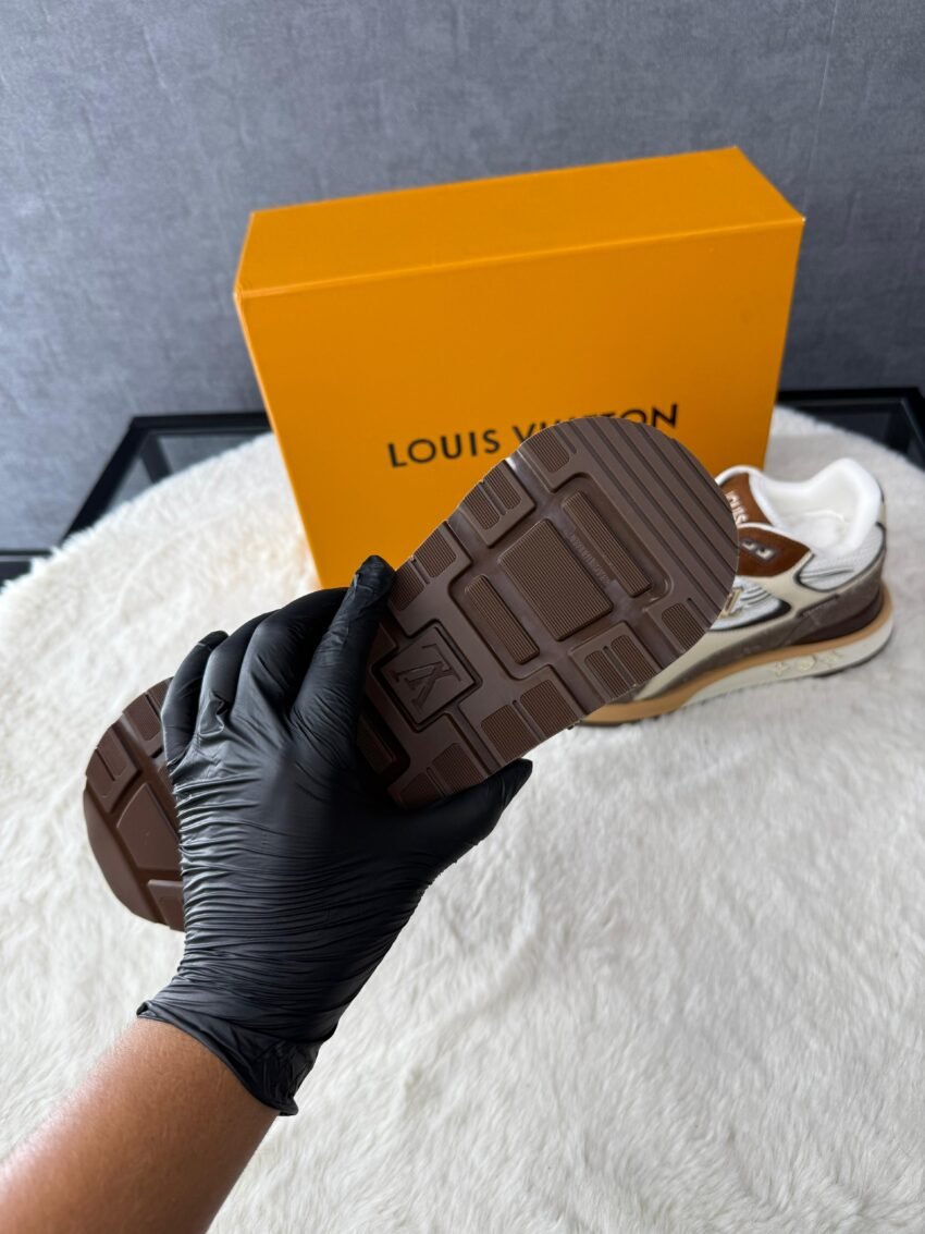 Louis Vuitton Run Away Sneakers Brown - Afbeelding 5
