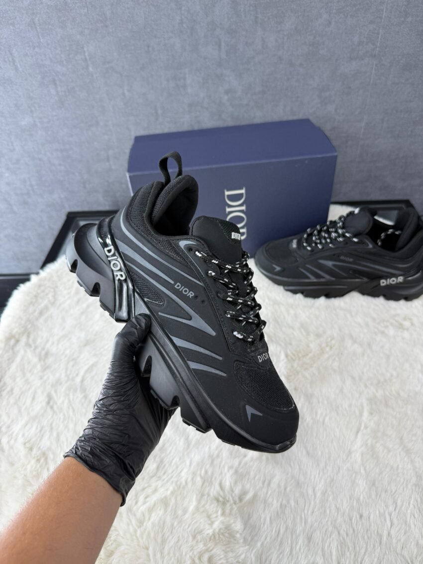 Christian Dior B44 Black