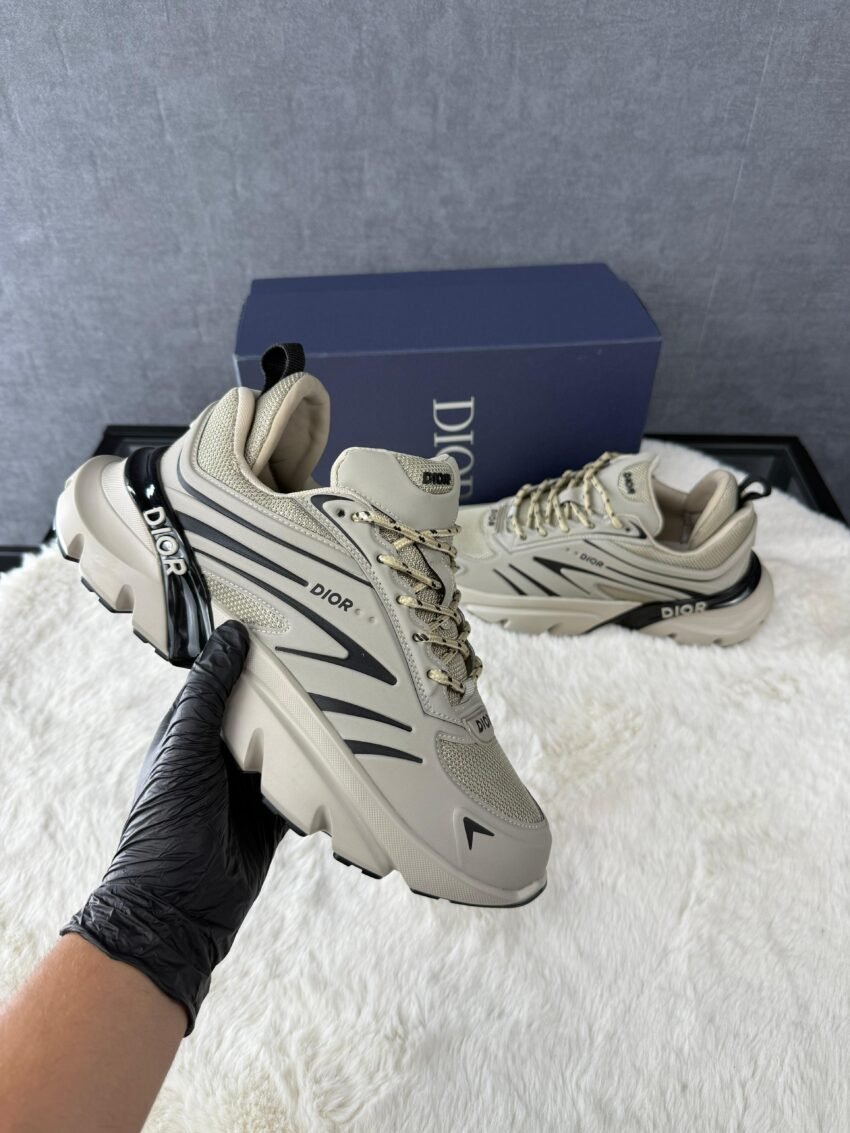Christian Dior B44 Beige