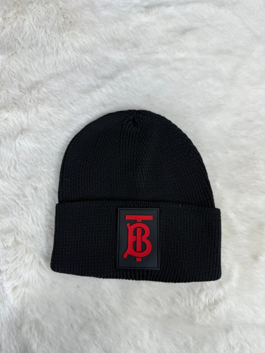 Burberry (B) Muts Zwart