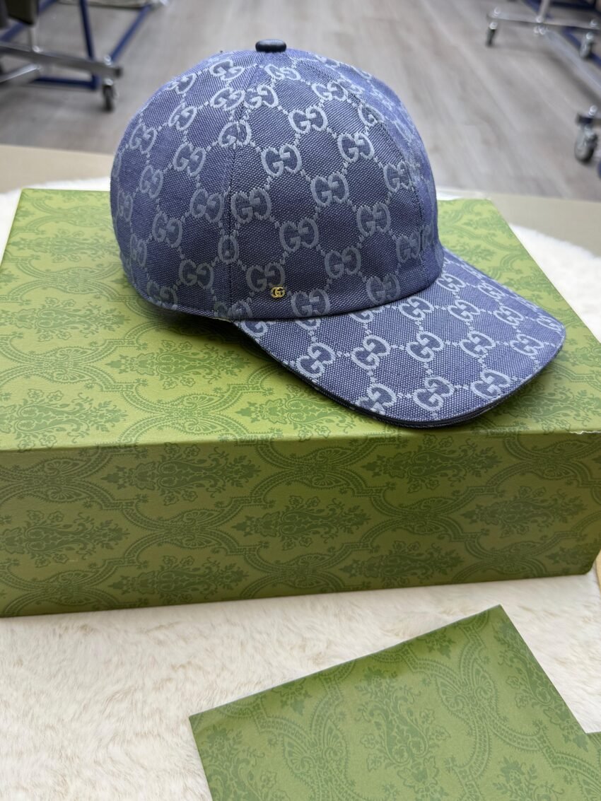 Gucci Blue Pet