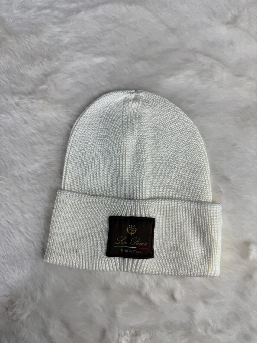 Loro Piana Muts Wit