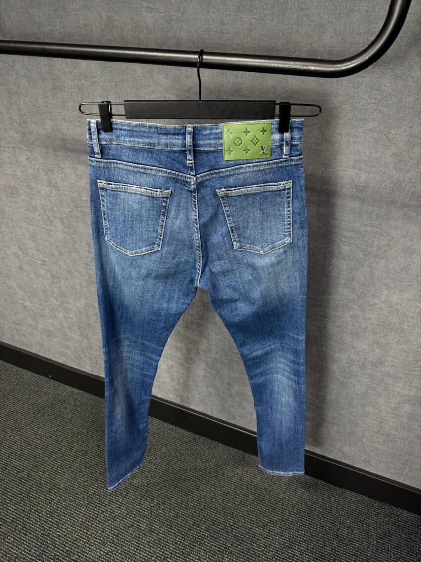 Louis Vuitton Blue Jeans Green Monogram Label - Afbeelding 3