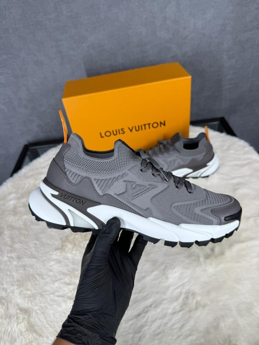Louis Vuitton Tatic Grey Sneakers (NFC) #xadv - Afbeelding 2