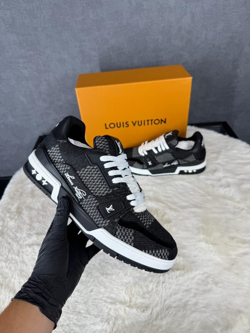 Louis Vuitton Runner Black Grey White