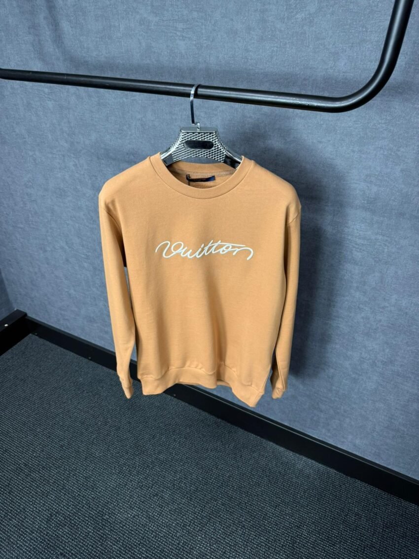 Louis Vuitton Sweater Bruin