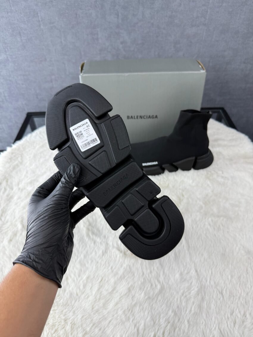 Balenciaga Speedrunner 2.0 Black on Black - Afbeelding 3