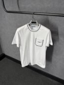 Prada White T-Shirt Zwarte Randje Pocket Logo