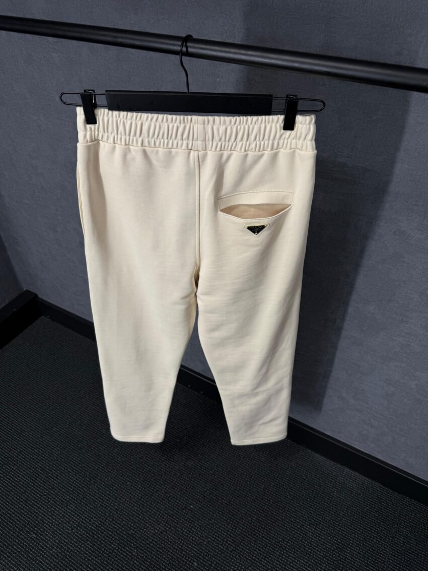 Prada Trainingspak Beige High Quality - Afbeelding 4