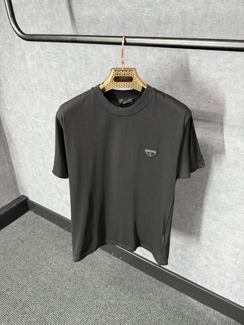 Prada Zwart T-Shirt Simpel