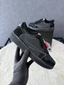 Travis Scott Black Phantom