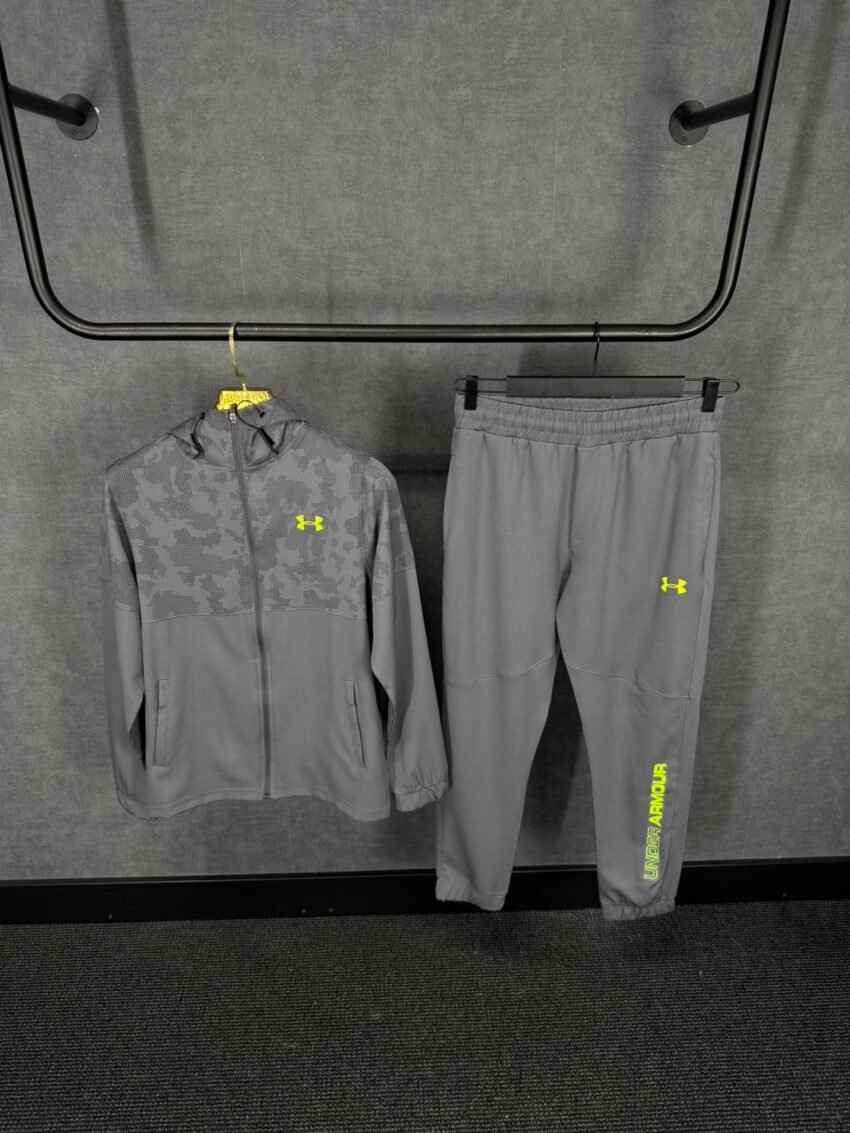 Under Armour Dark Grey Camo Trainingspak - Afbeelding 2