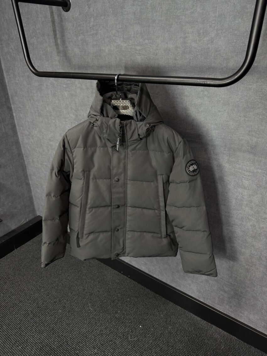 Canada Goose Wyndham Grey, Black Label High Quality